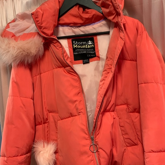 This coat is so warm!!! And a beautiful coral colour to boot - Picture 3 of 3